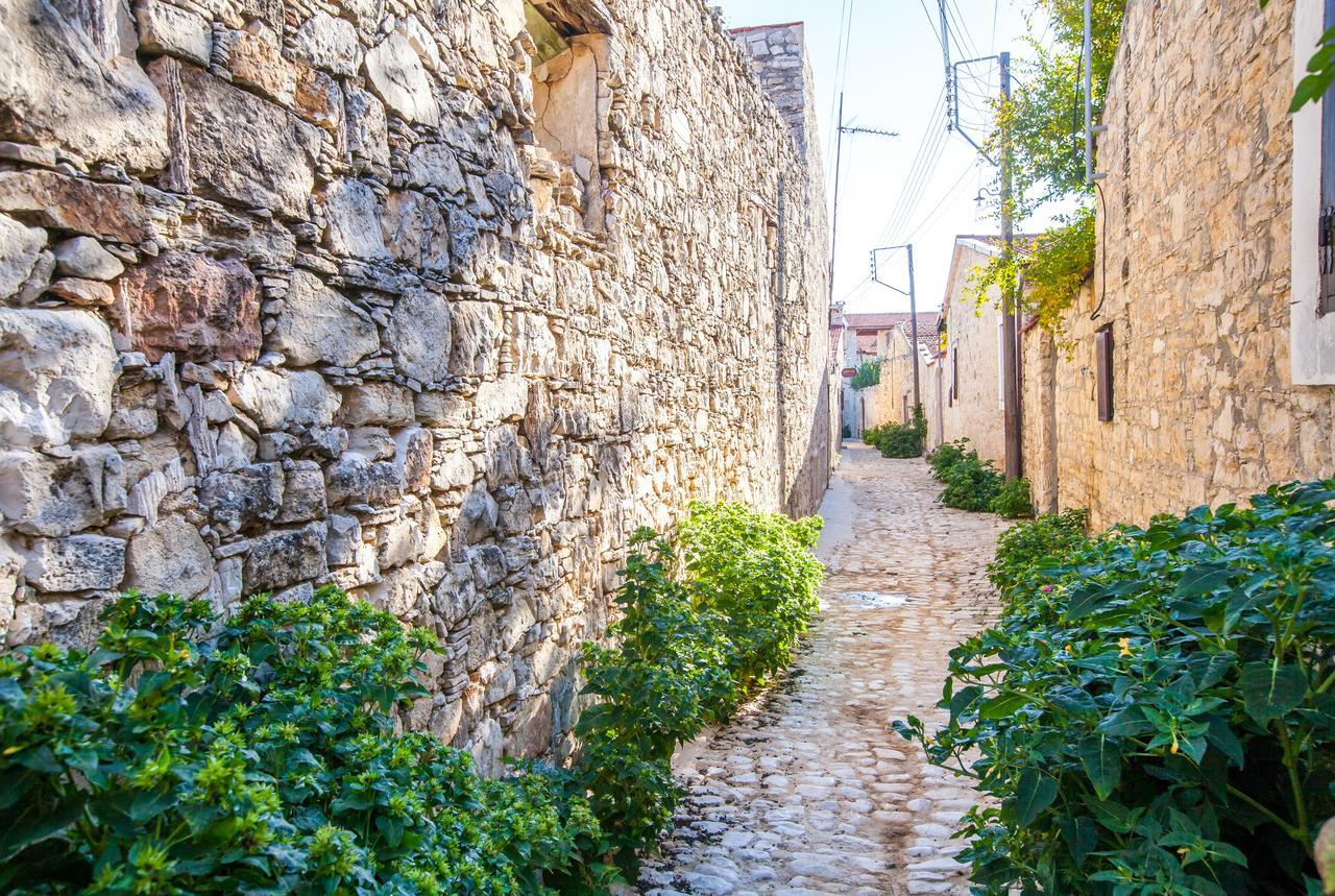 Oinoessa Traditional Boutique Guest Houses Lofou Exterior photo